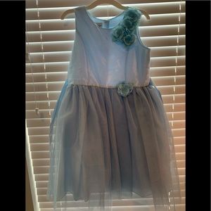 Girls Beautiful light blue tulle dress 👗✨